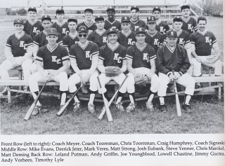 Illustration for article titled Derek Jeter Was Kind Of A Computer Geek (And Other Things We Learned From His High School Yearbooks)
